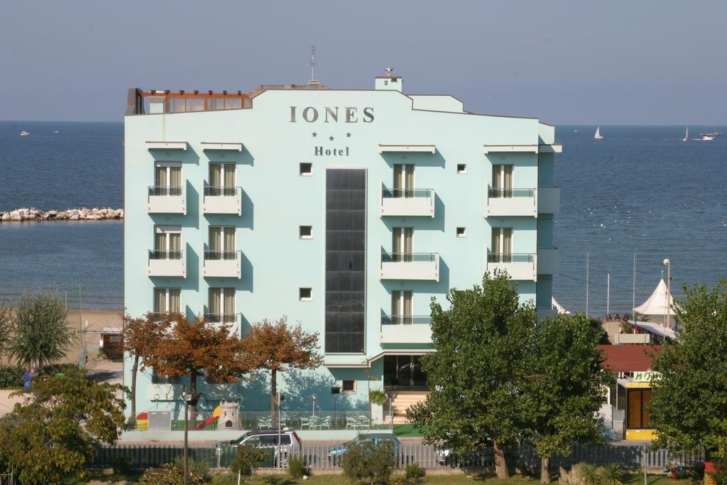 Hotel Iones Rimini Ngoại thất bức ảnh